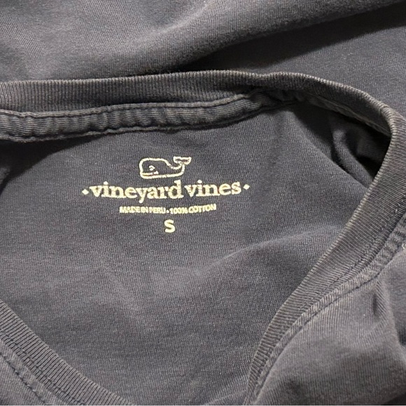 Vineyard Vines Navy Blue Whale Long Sleeve Shirt- Size S - Picture 7 of 7